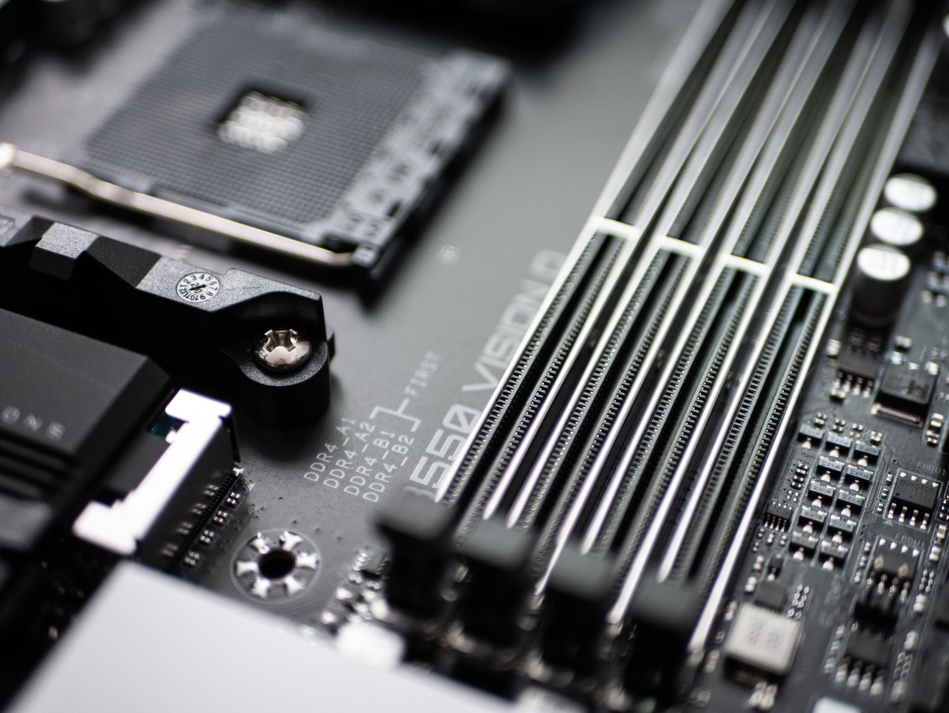 motherboard memory slots